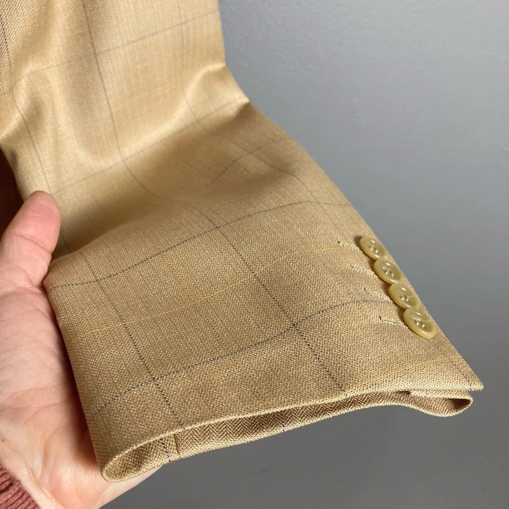 Baroni‎ Couture Sport Coat  Size 38R Tan Camel Plaid Wool Blazer light neutrals
